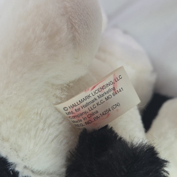 Hallmark Dog Basset Hound Beagle Floppy Long ear Heart collar Valentines - Picture 11 of 14